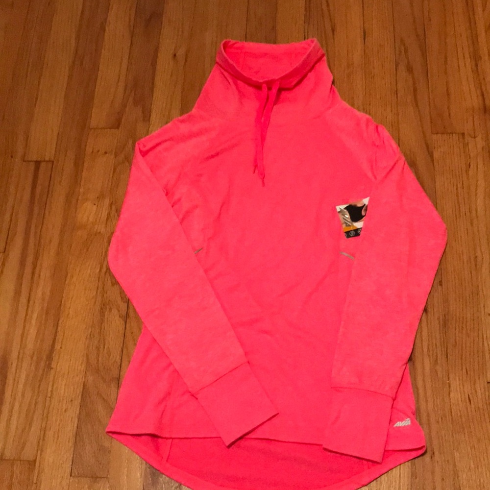 NWT Avia elevated mixed funnel neck top with reflective accents.  SZ S salmon